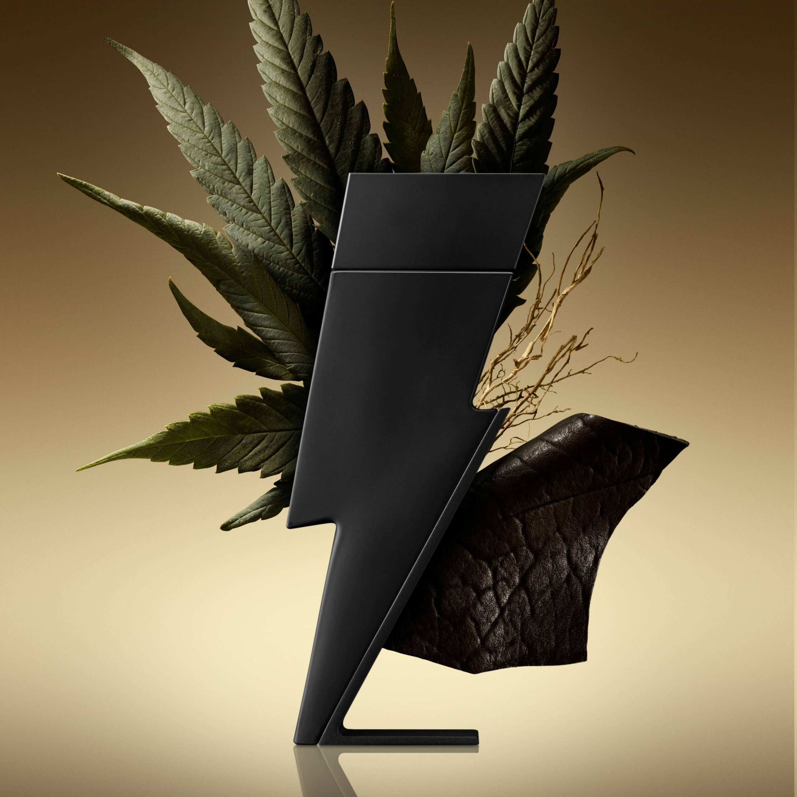 Carolina Herrera Bad Boy Le Parfum EDP 50 мл – Дървесен аромат с черен пипер - Image 7