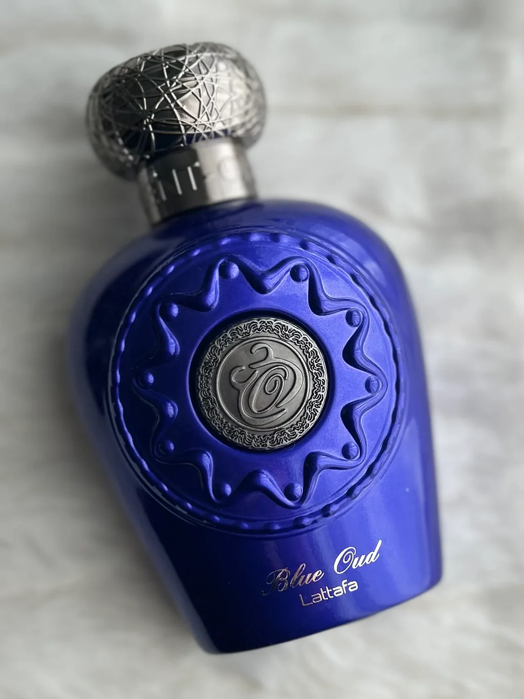 Lattafa Blue Oud EDP 100 мл – Дървесен аромат с градински чай - Image 7