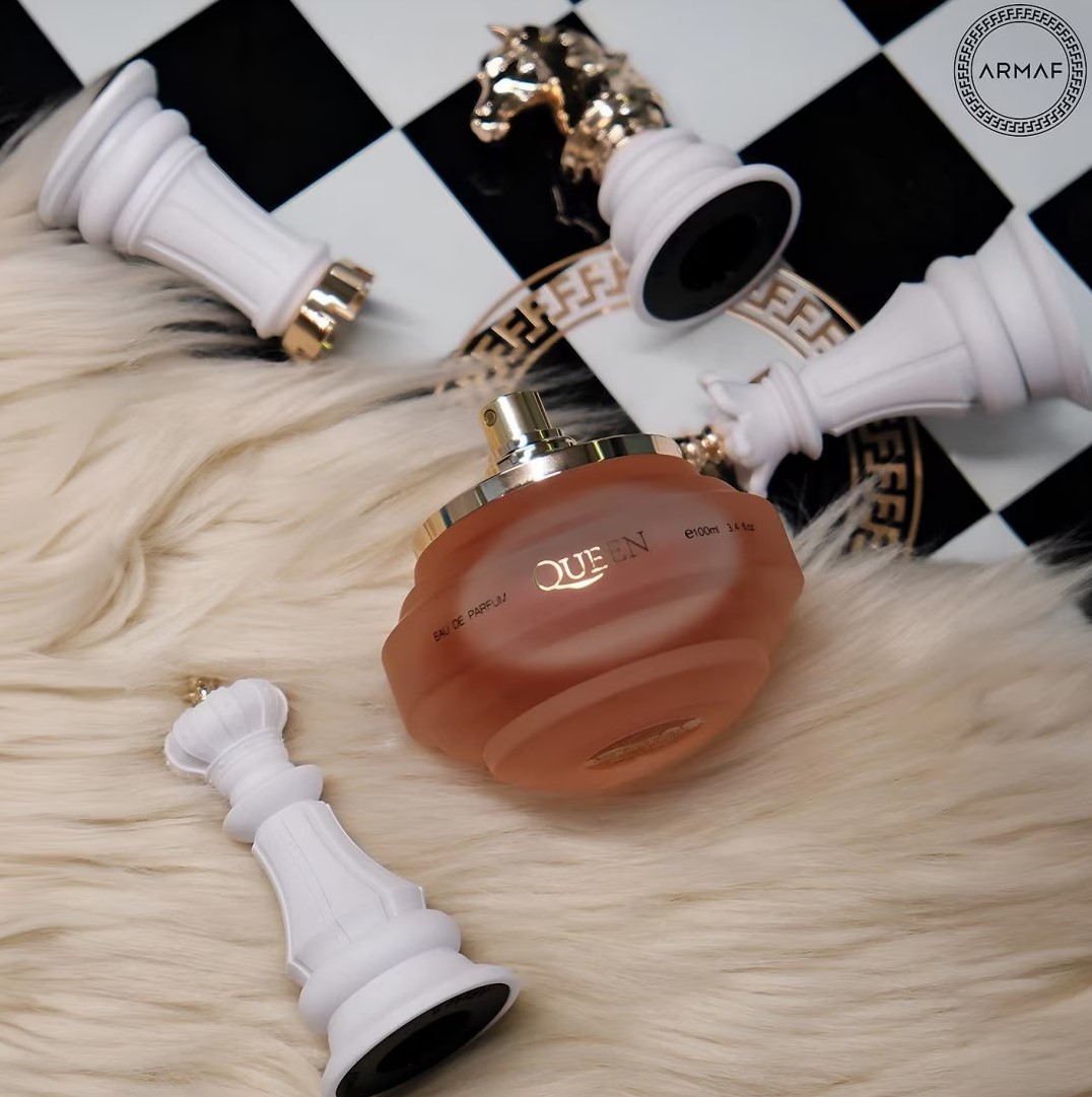 Armaf Checkmate Queen EDP 100 мл – Дървесен аромат с смокиня - Image 13